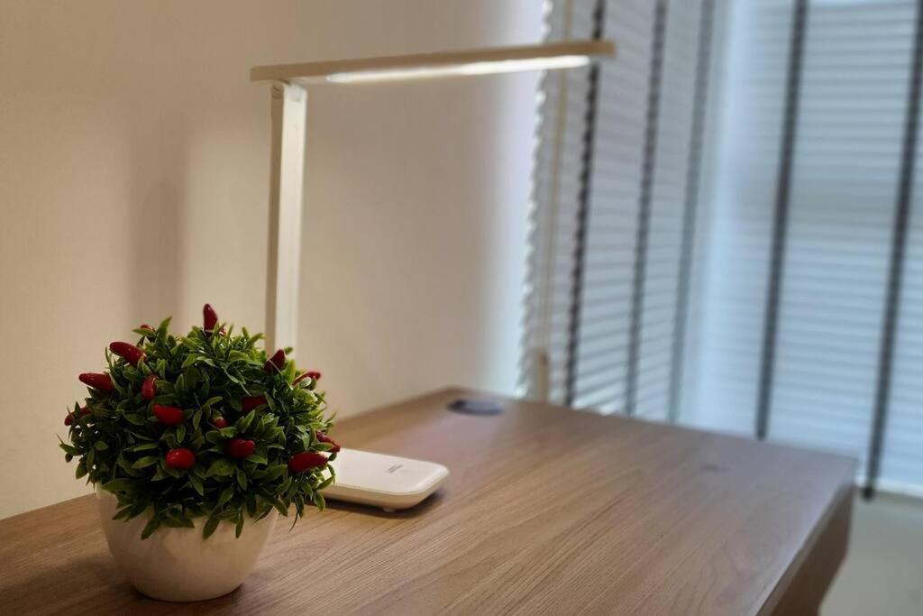 Kozi Square New Sgh Cozy Home 8A Кучинг Екстериор снимка