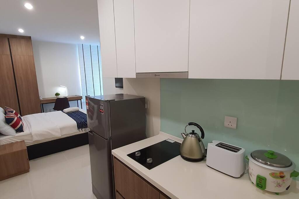 Kozi Square New Sgh Cozy Home 8A Кучинг Екстериор снимка